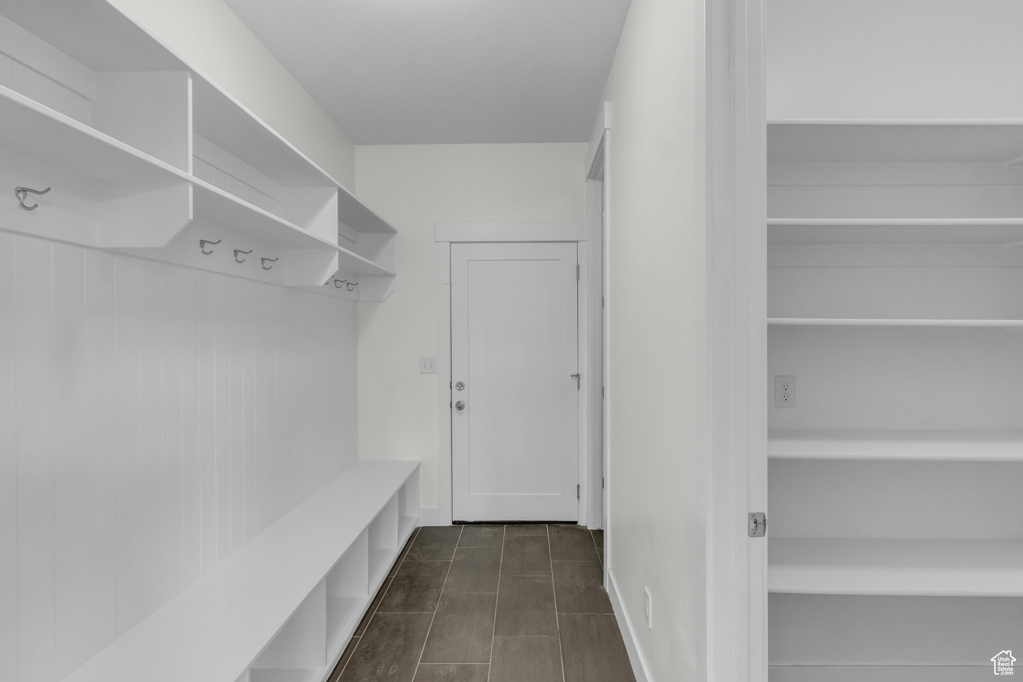 THE ELMS PHASE 1 - Residential
