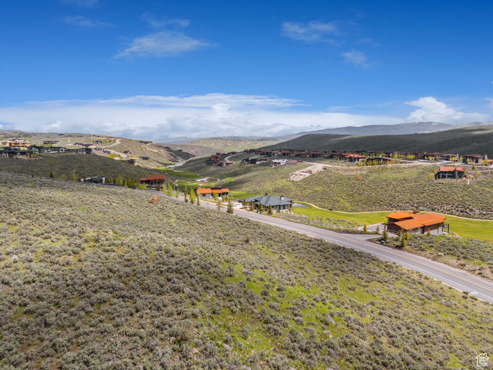 PAINTED SHORES BEACH - Land