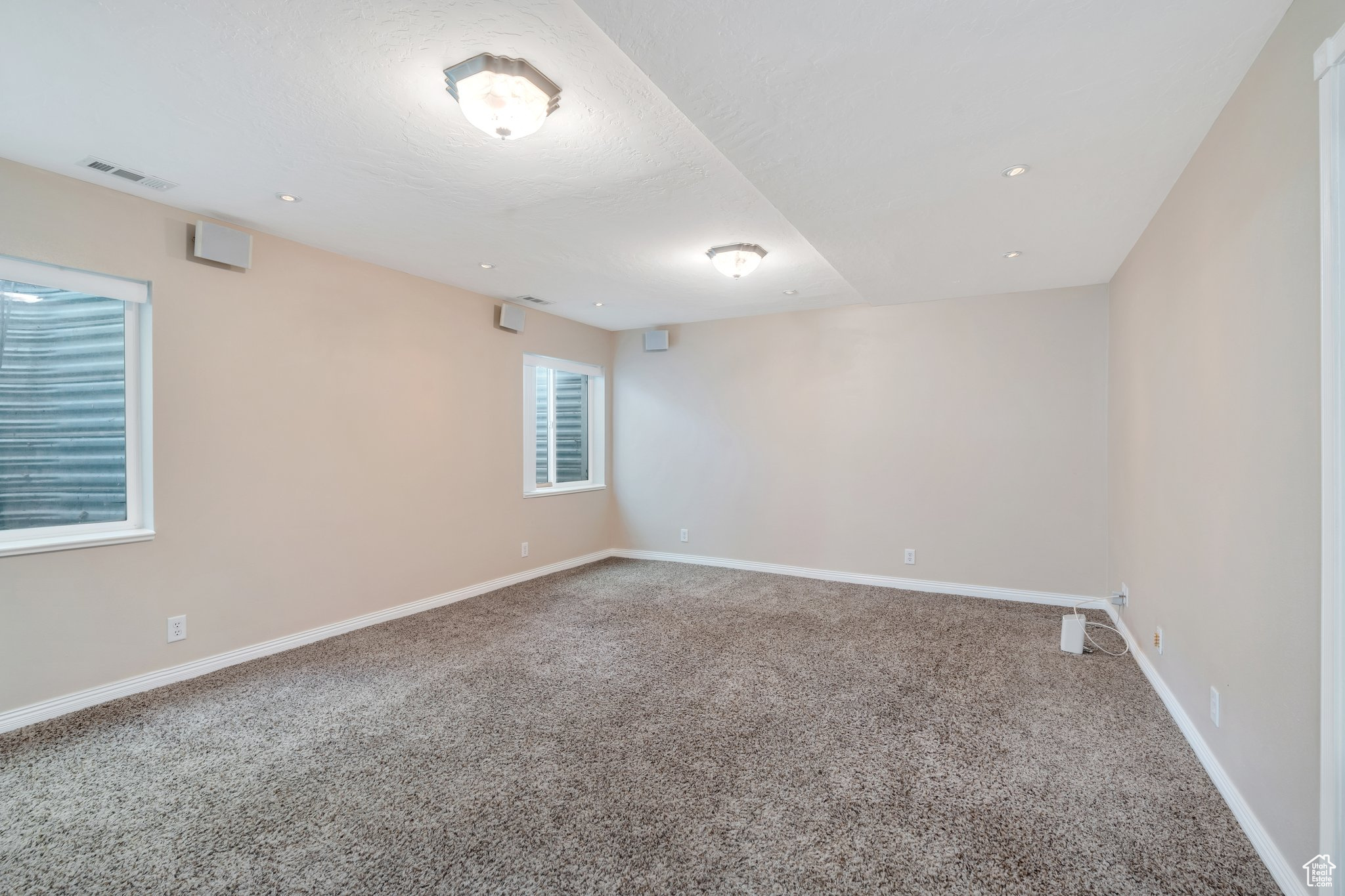 5144 W Wheatcrest Cir, West Jordan, Utah image 12