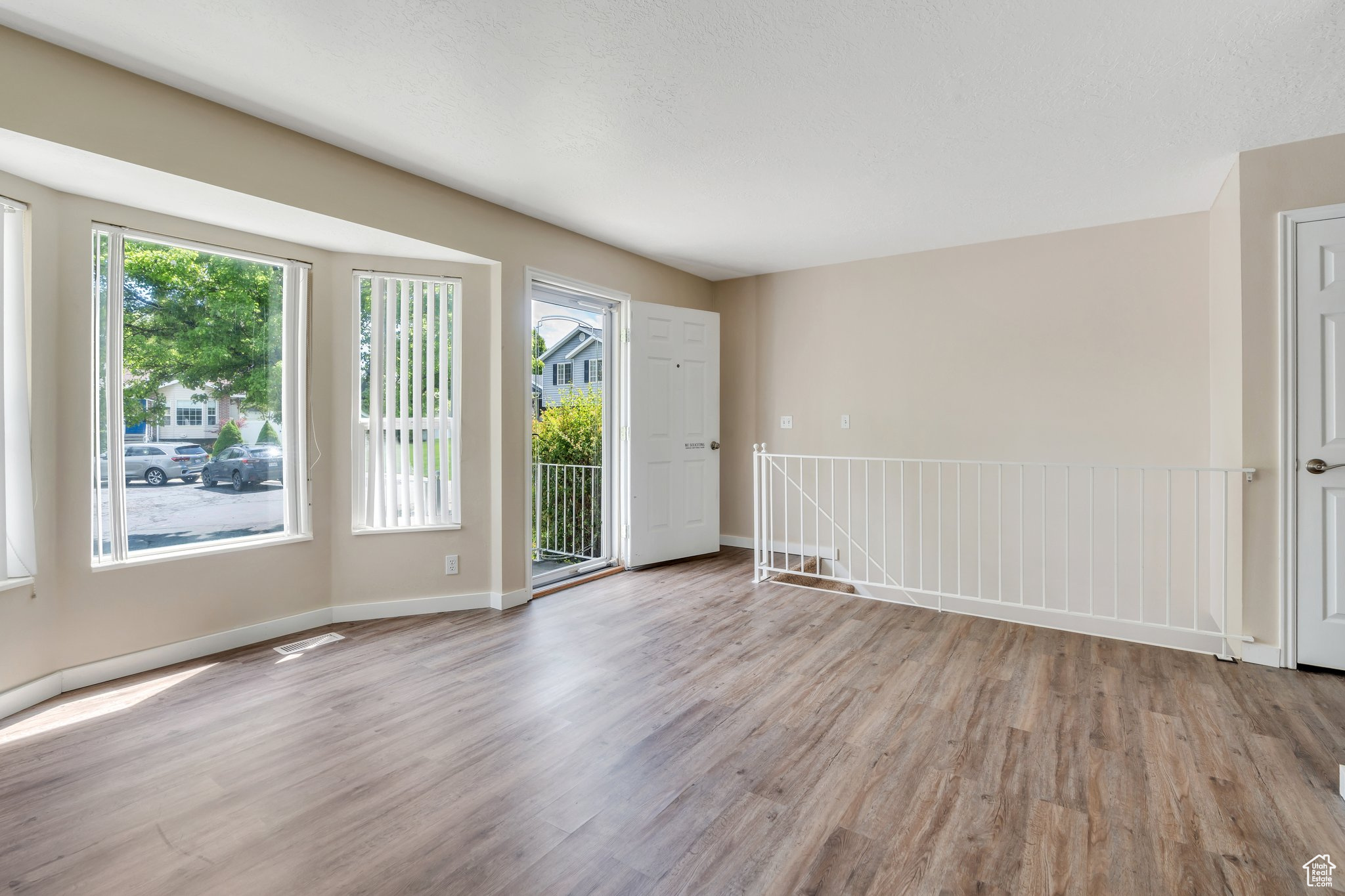 5144 W Wheatcrest Cir, West Jordan, Utah image 4