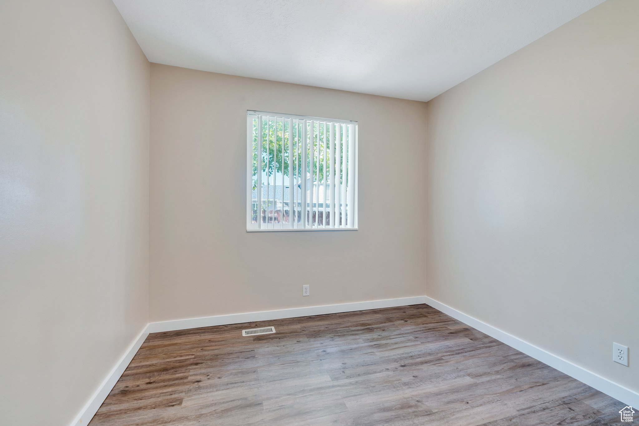 5144 W Wheatcrest Cir, West Jordan, Utah image 5