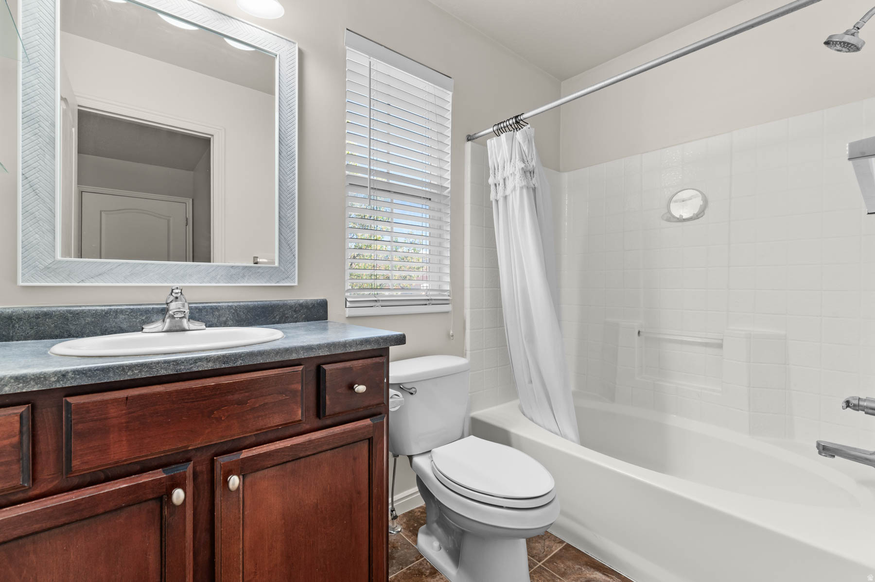 FOXBORO CASTLETON - Residential