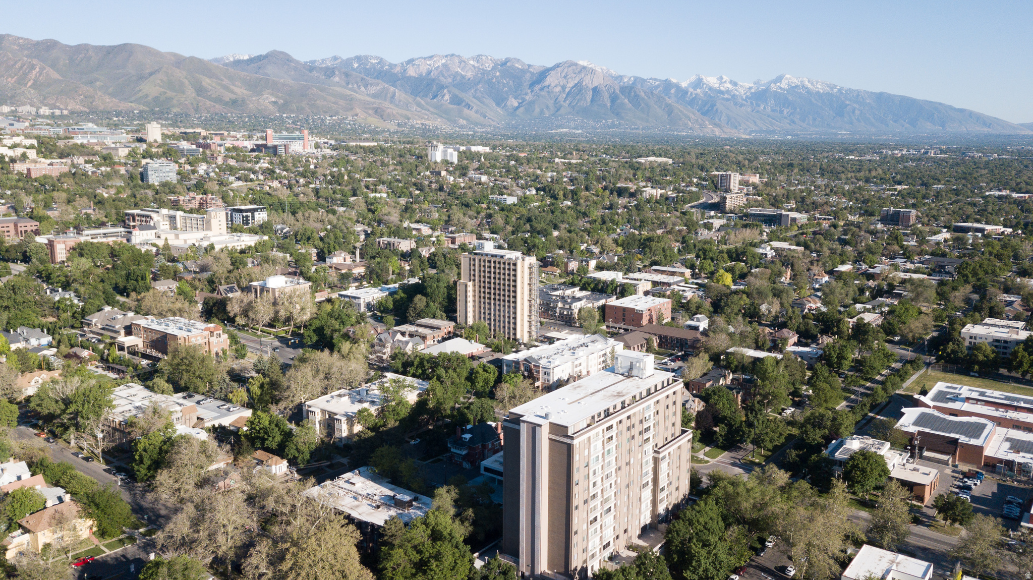 BONNEVILLE TOWER - Residential