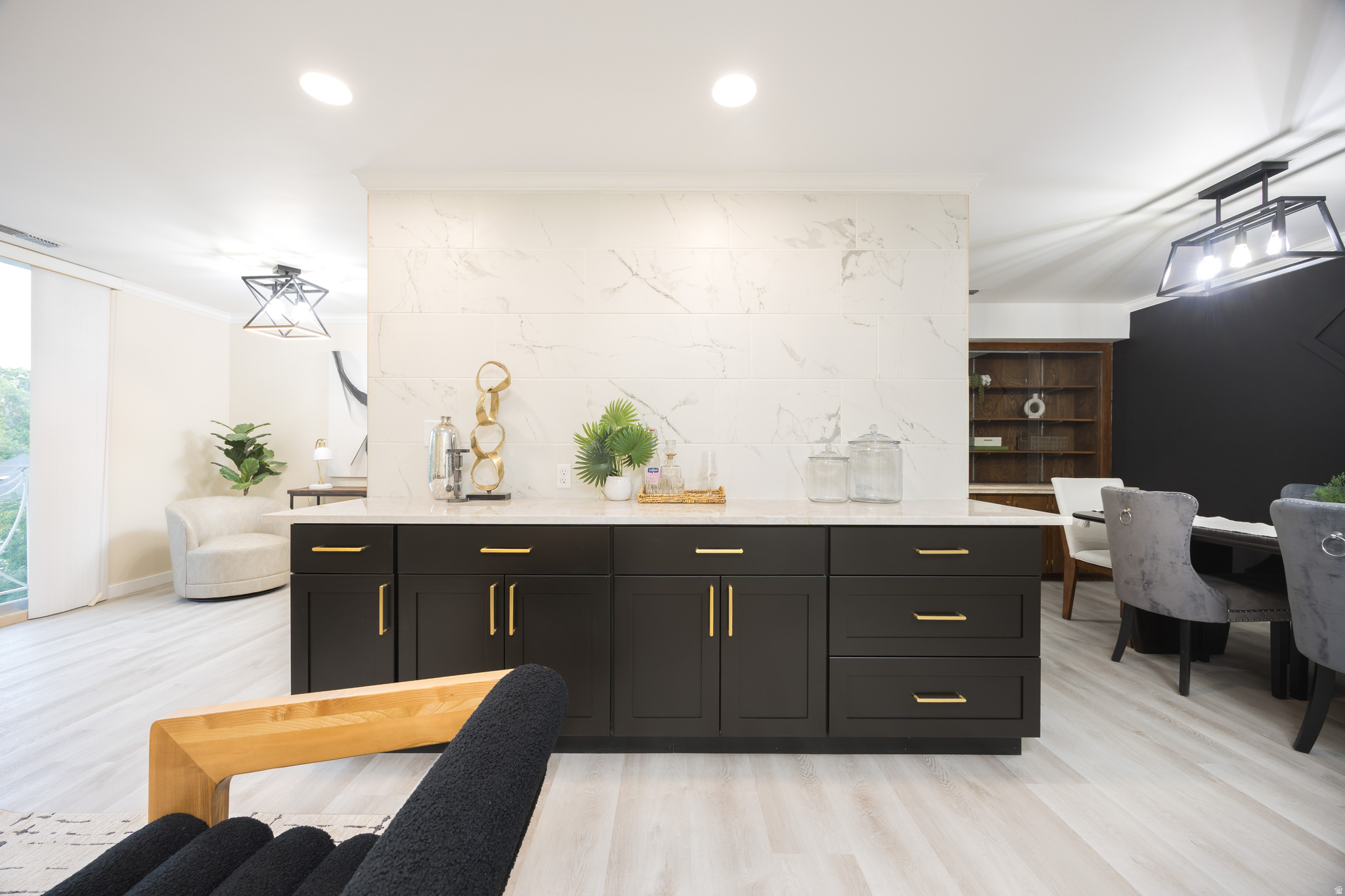 BONNEVILLE TOWER - Residential
