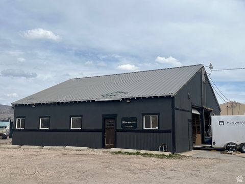 MLS: 2073663