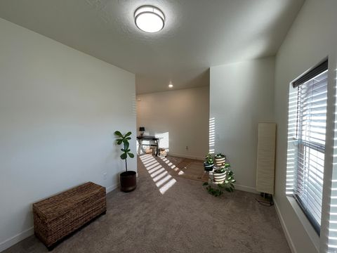 Tiny photo for 394 W PARKWAY DR S, Kaysville, UT 84037 (MLS # 2151651)