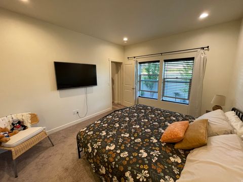 Tiny photo for 394 W PARKWAY DR S, Kaysville, UT 84037 (MLS # 2151651)