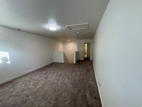 Tiny photo for 394 W PARKWAY DR S, Kaysville, UT 84037 (MLS # 2151651)
