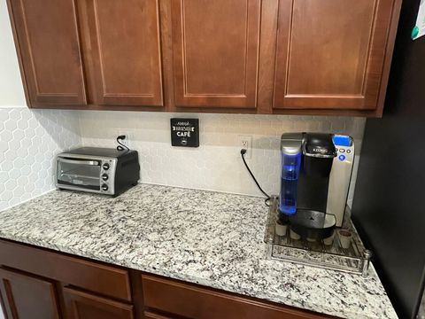 Tiny photo for 394 W PARKWAY DR S, Kaysville, UT 84037 (MLS # 2151651)