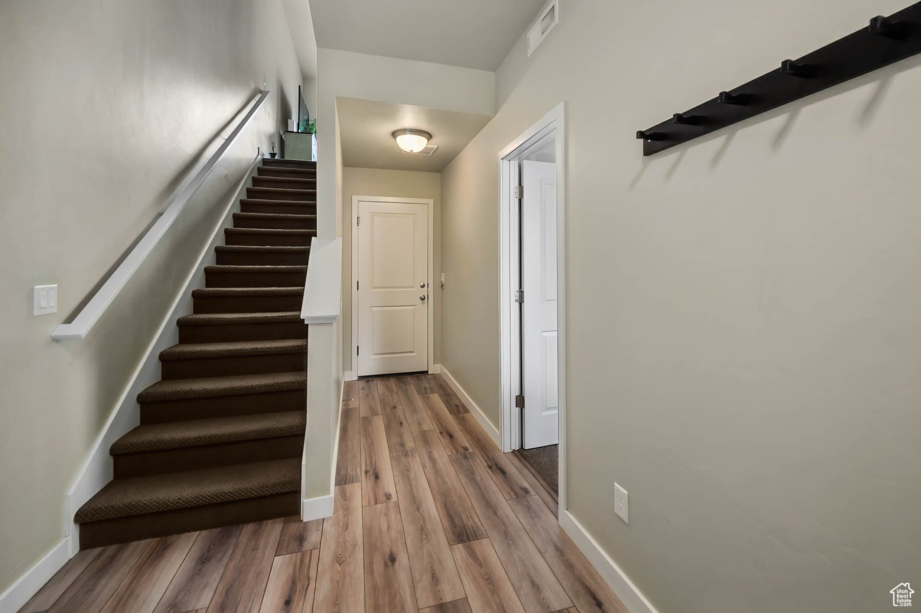 5128 W Stockfield Ln, Herriman, Utah image 3