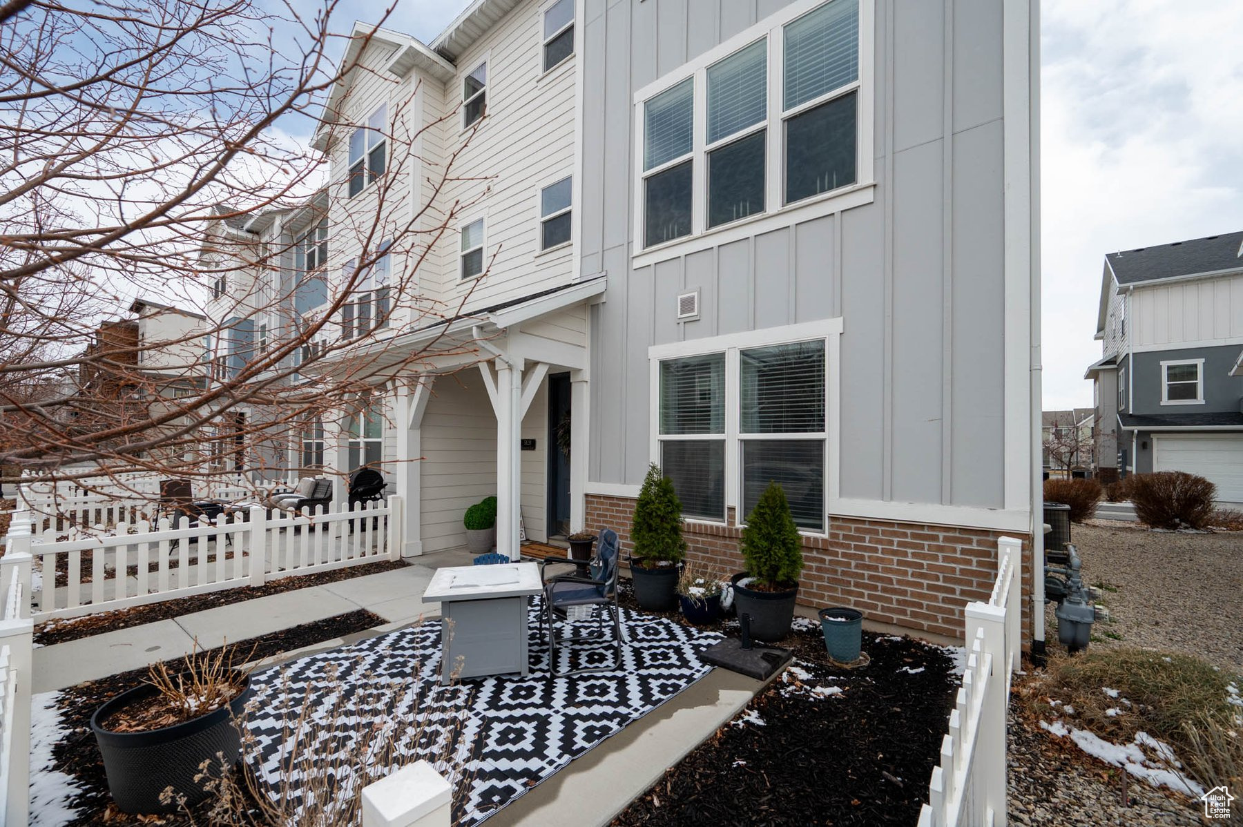 5128 W Stockfield Ln, Herriman, Utah image 2