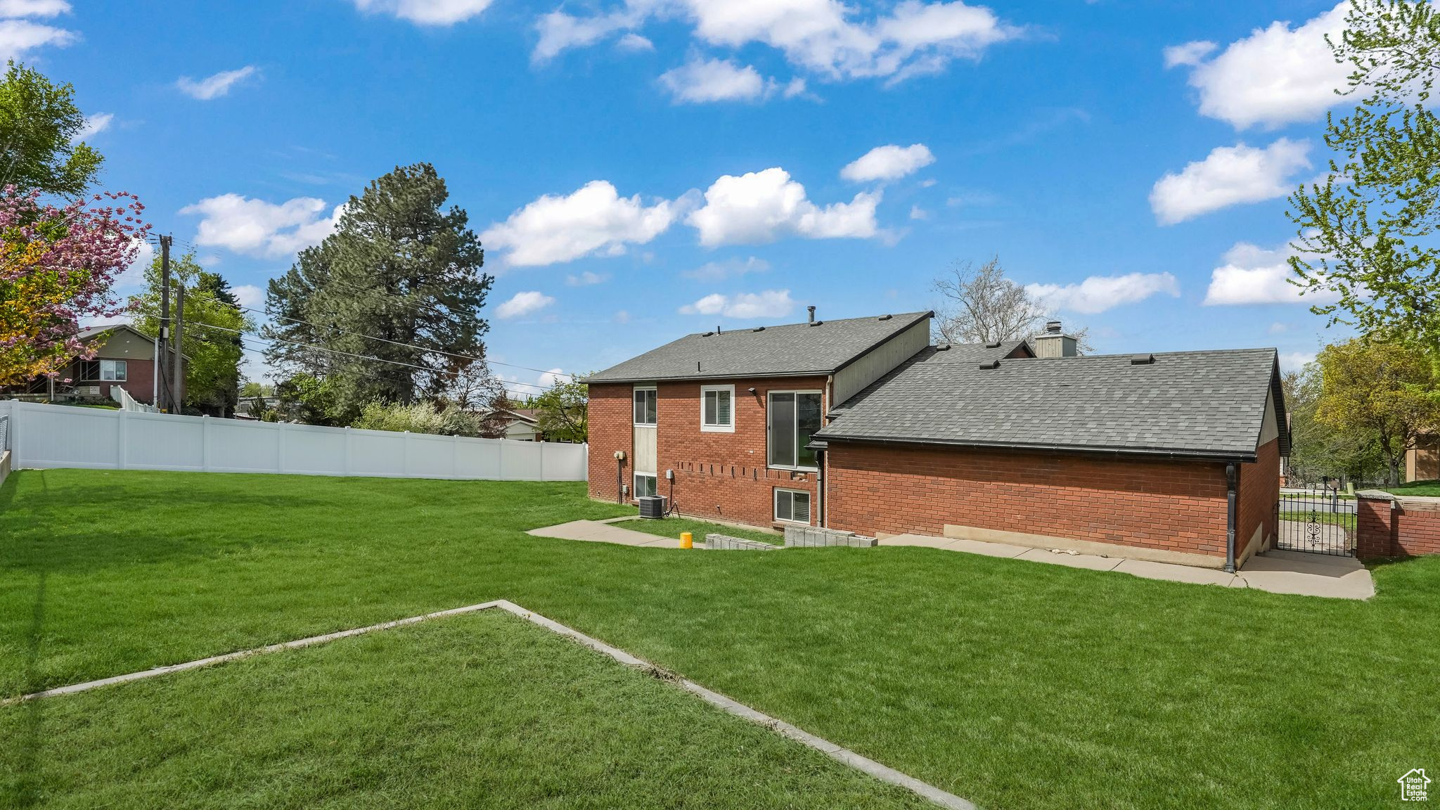1012 N 250, Centerville, Utah image 22