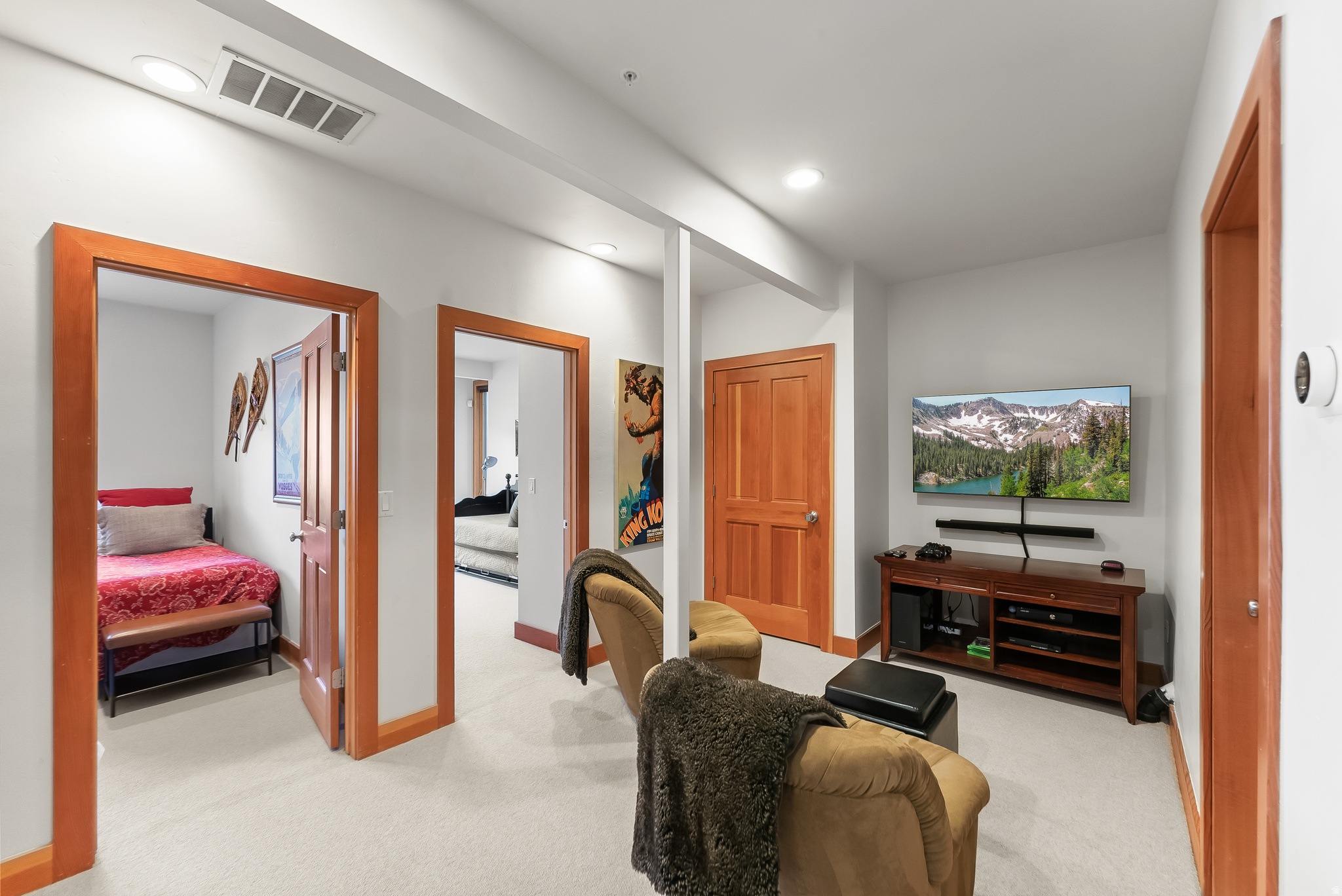 THOMAS & DICKENS SUBDIVISION - Residential Lease