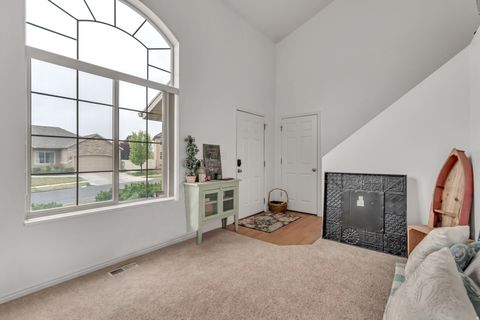 Tiny photo for 474 W PUMPKIN PATCH DR, Saratoga Springs, UT 84045 (MLS # 2147717)
