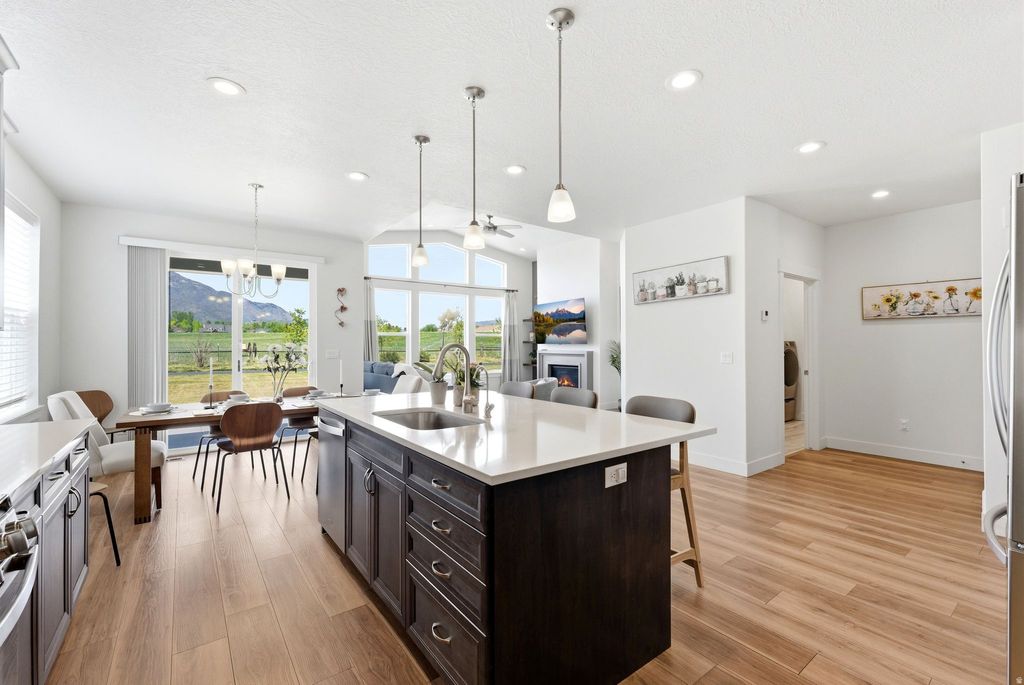 Photo of 108 W MONTE ROSA LN S, Midway, UT 84049 (MLS # 2157947)