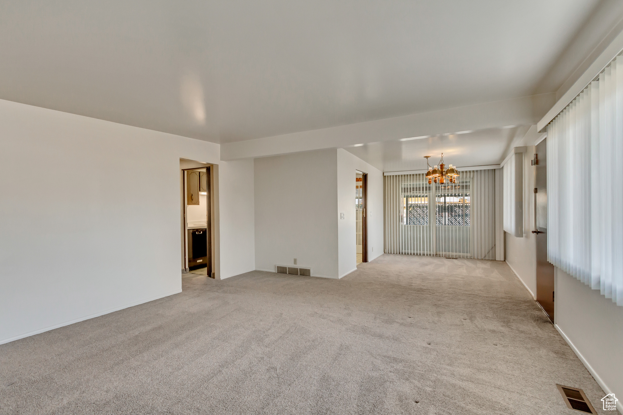 10298 S Crocus St, Sandy, Utah image 9