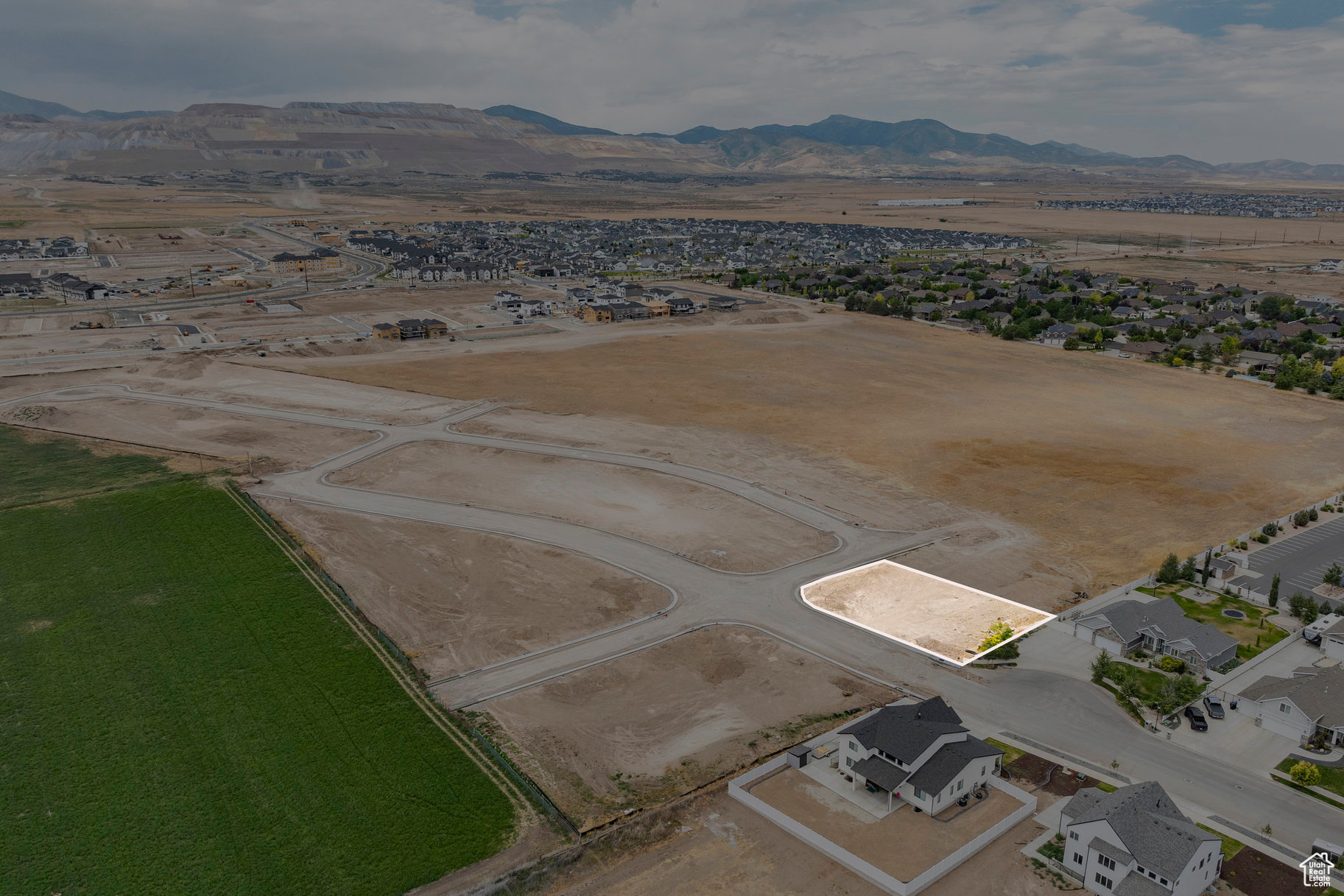 COVE AT SILVER SKY - Residential