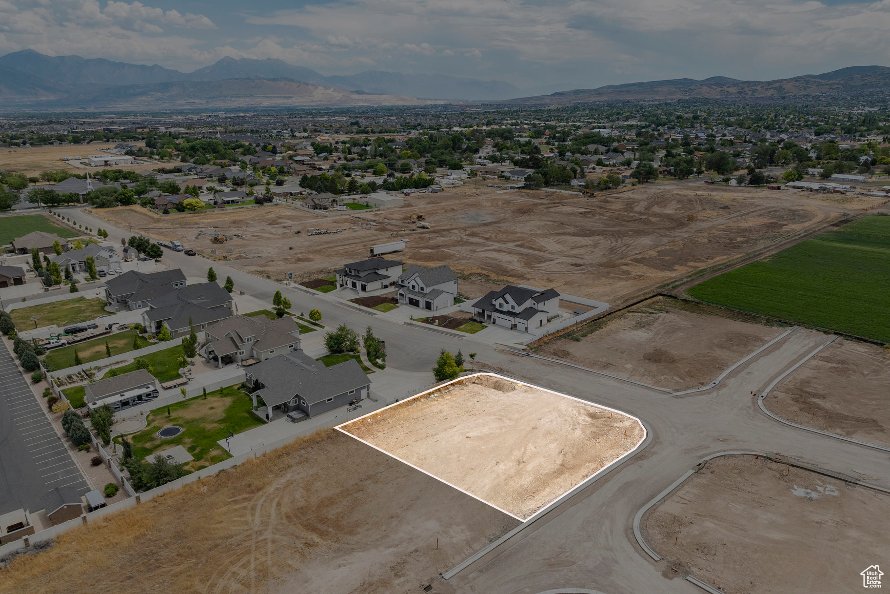 COVE AT SILVER SKY - Residential