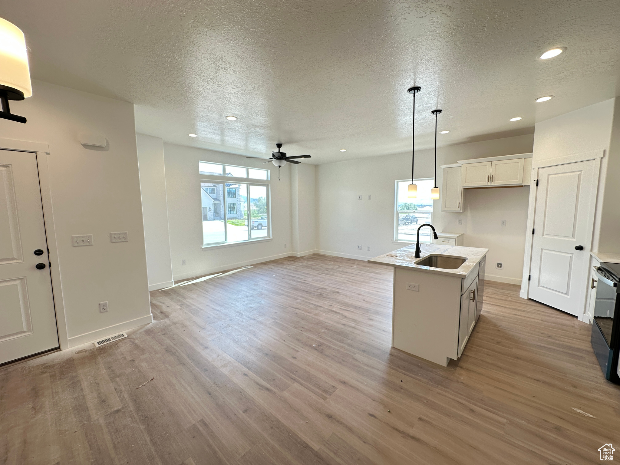 372 E 1480 #54, Salem, Utah image 4