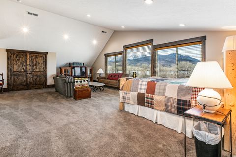Tiny photo for 6611 E 100 S, Huntsville, UT 84317 (MLS # 2129035)