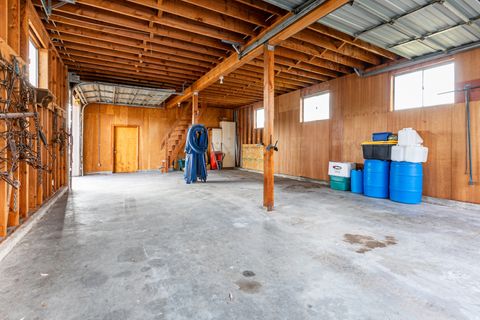 Tiny photo for 6611 E 100 S, Huntsville, UT 84317 (MLS # 2129035)