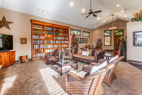 Tiny photo for 6611 E 100 S, Huntsville, UT 84317 (MLS # 2129035)