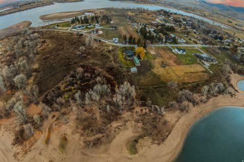 Tiny photo for 6611 E 100 S, Huntsville, UT 84317 (MLS # 2129035)