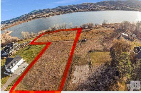 Tiny photo for 6611 E 100 S, Huntsville, UT 84317 (MLS # 2129035)