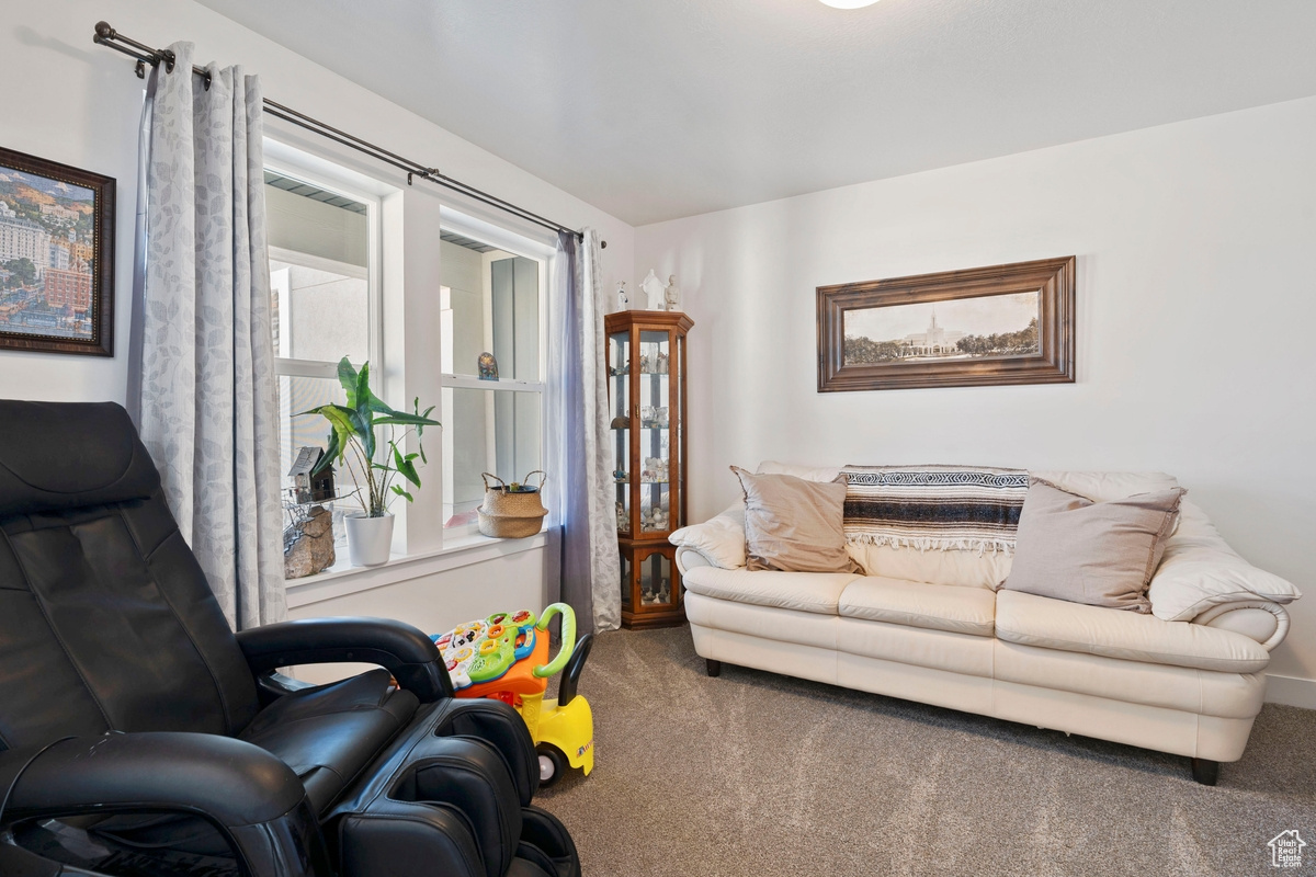 BRANDON PARK - Residential