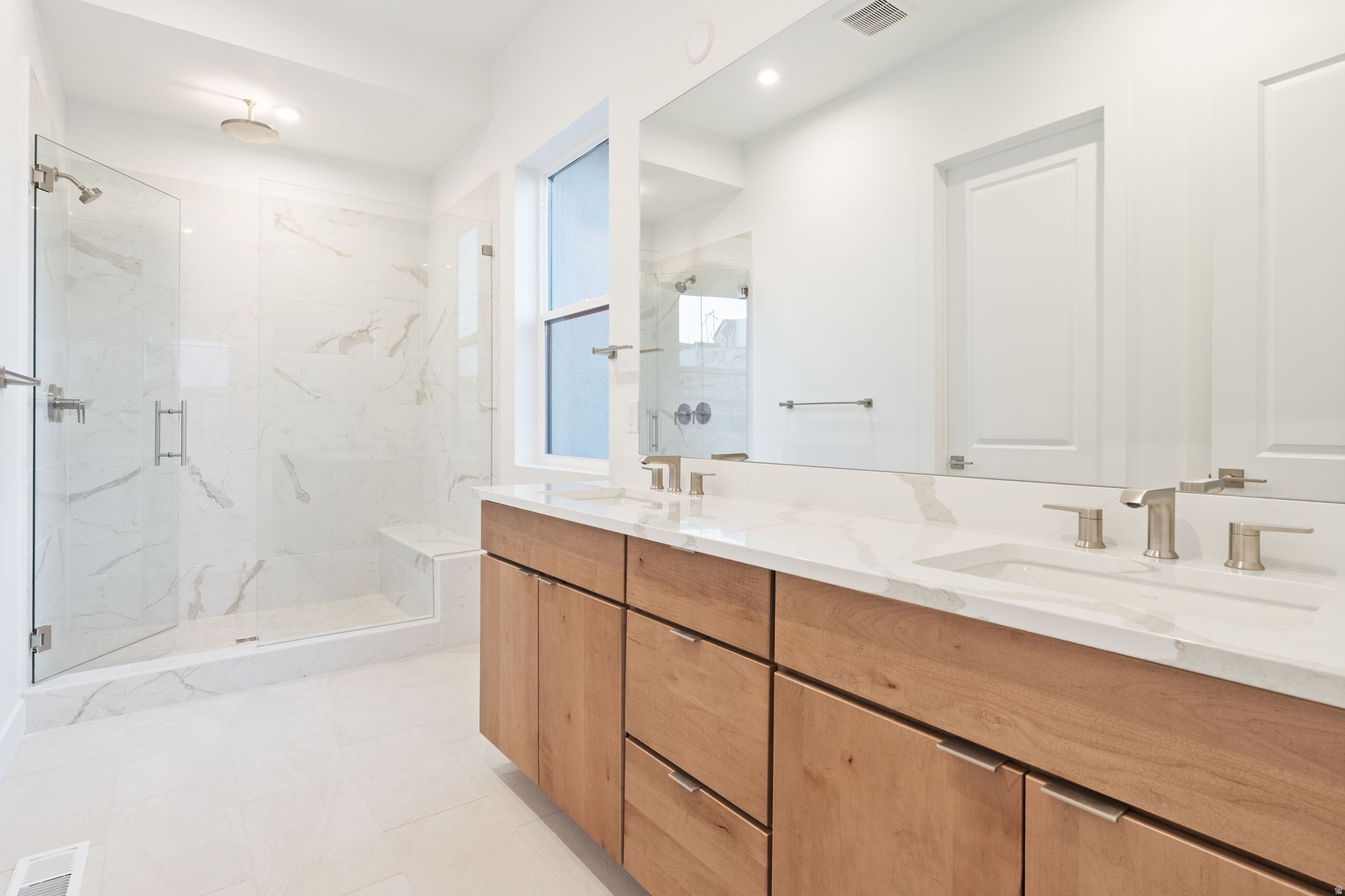 WESTLAKE VISTAS - Residential