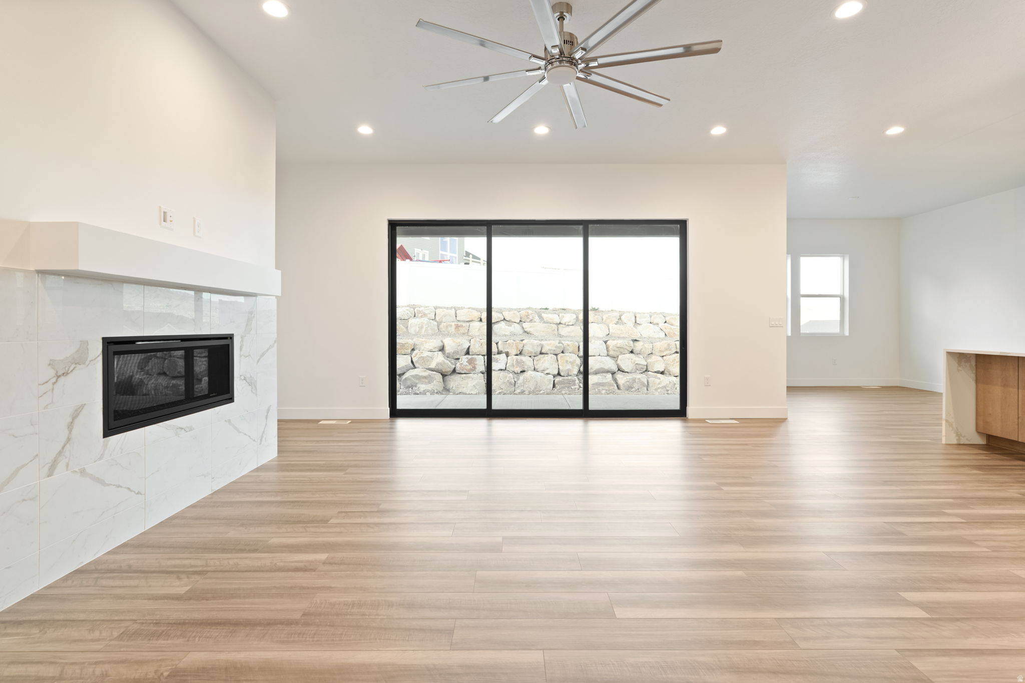 WESTLAKE VISTAS - Residential