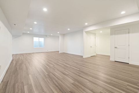 Tiny photo for 1142 W GOSSAMER LN #9, Saratoga Springs, UT 84045 (MLS # 2144390)