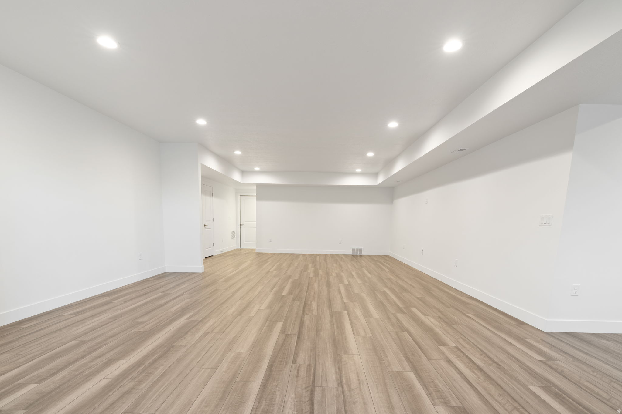 WESTLAKE VISTAS - Residential