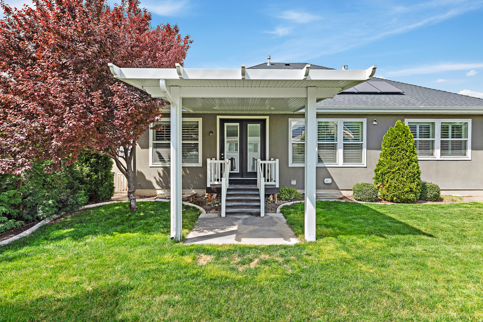 BROADVIEW SHORES - Residential