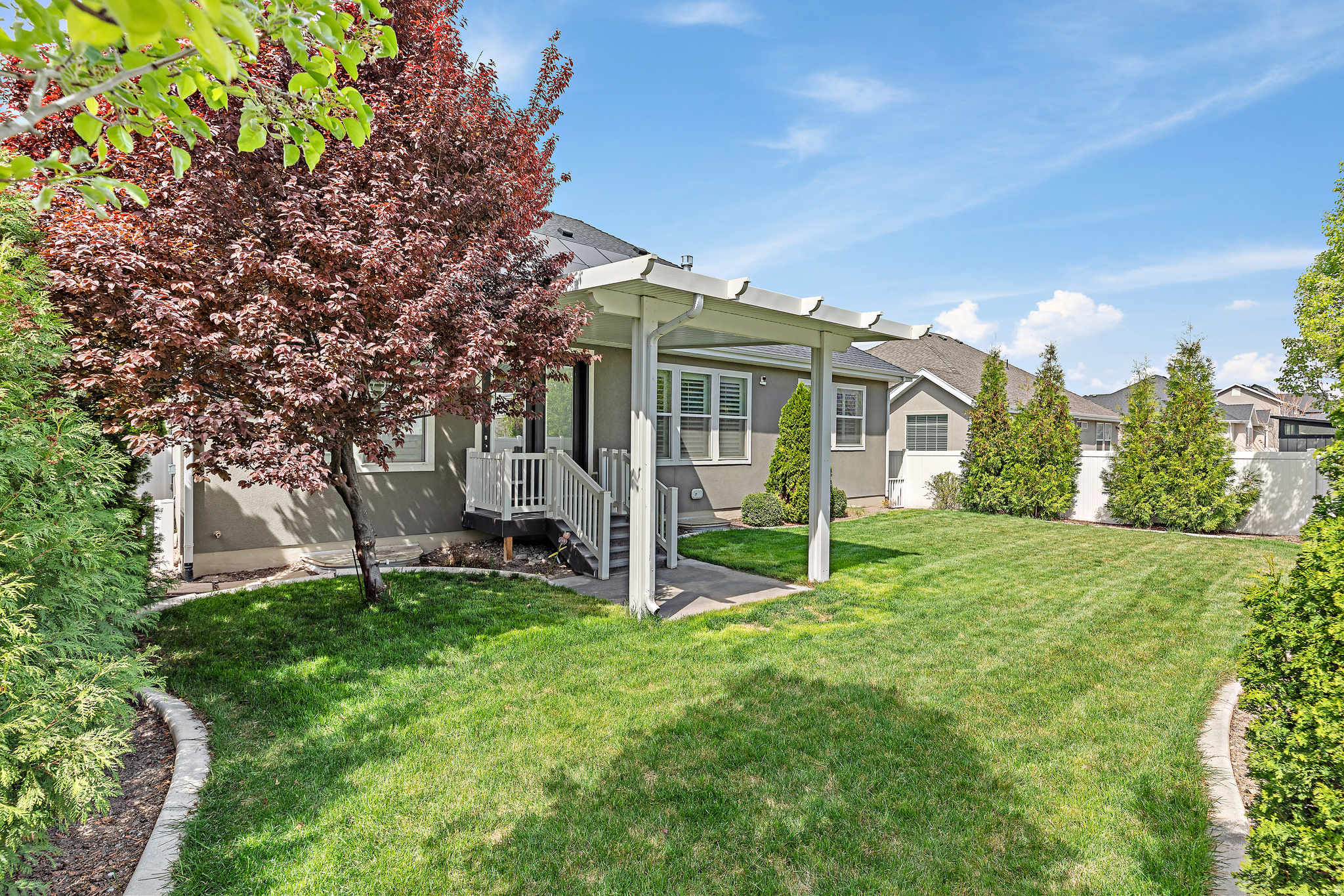 BROADVIEW SHORES - Residential