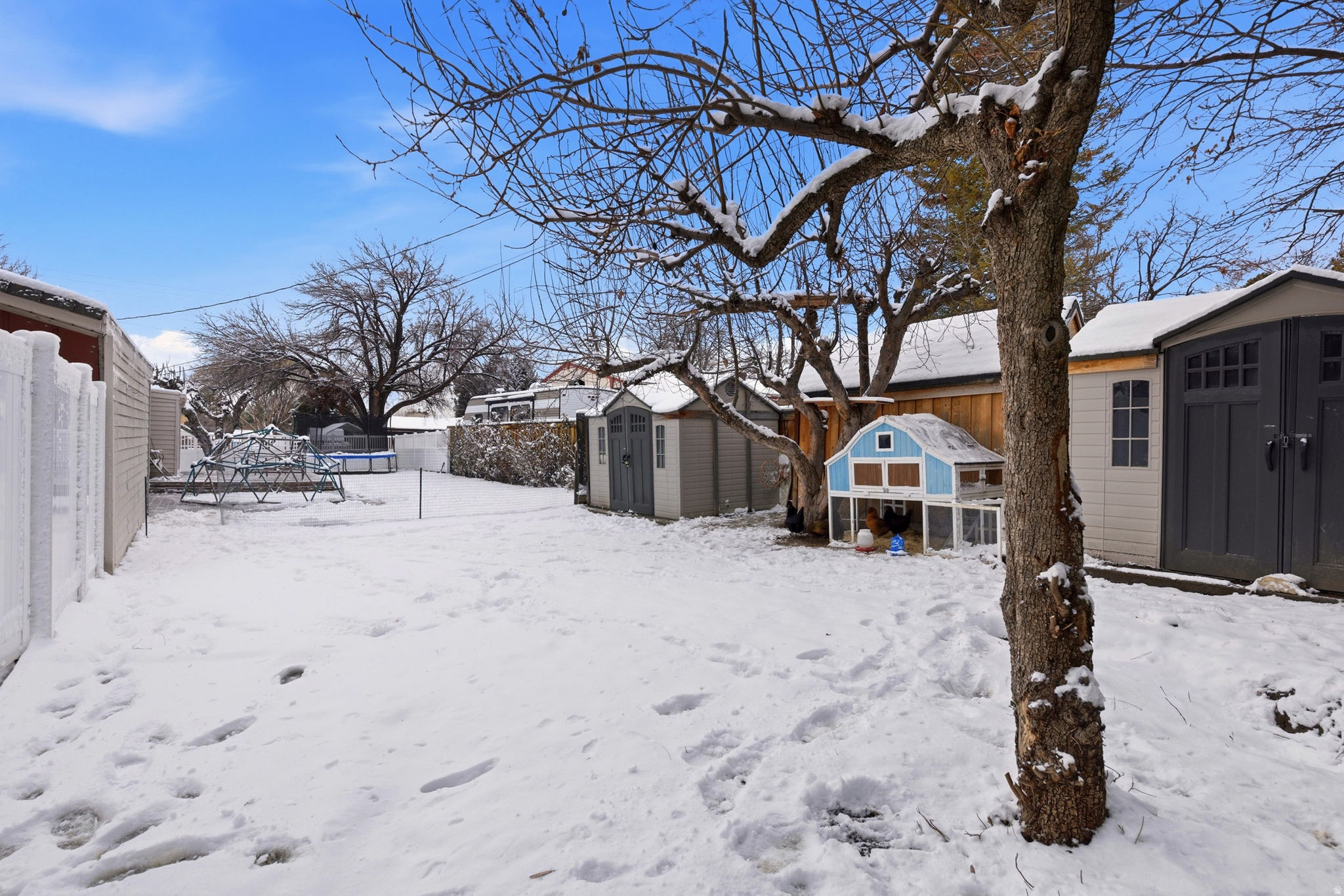 IMPERIAL HEIGHTS - Residential