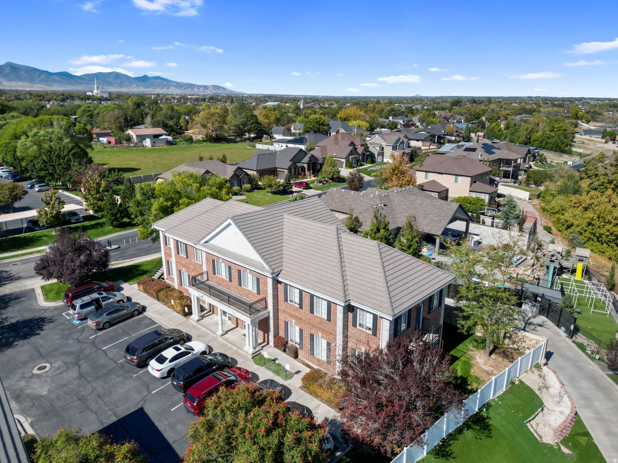 MARQUIS AT SOUTHTOWNE CONDO - Commercial Sale