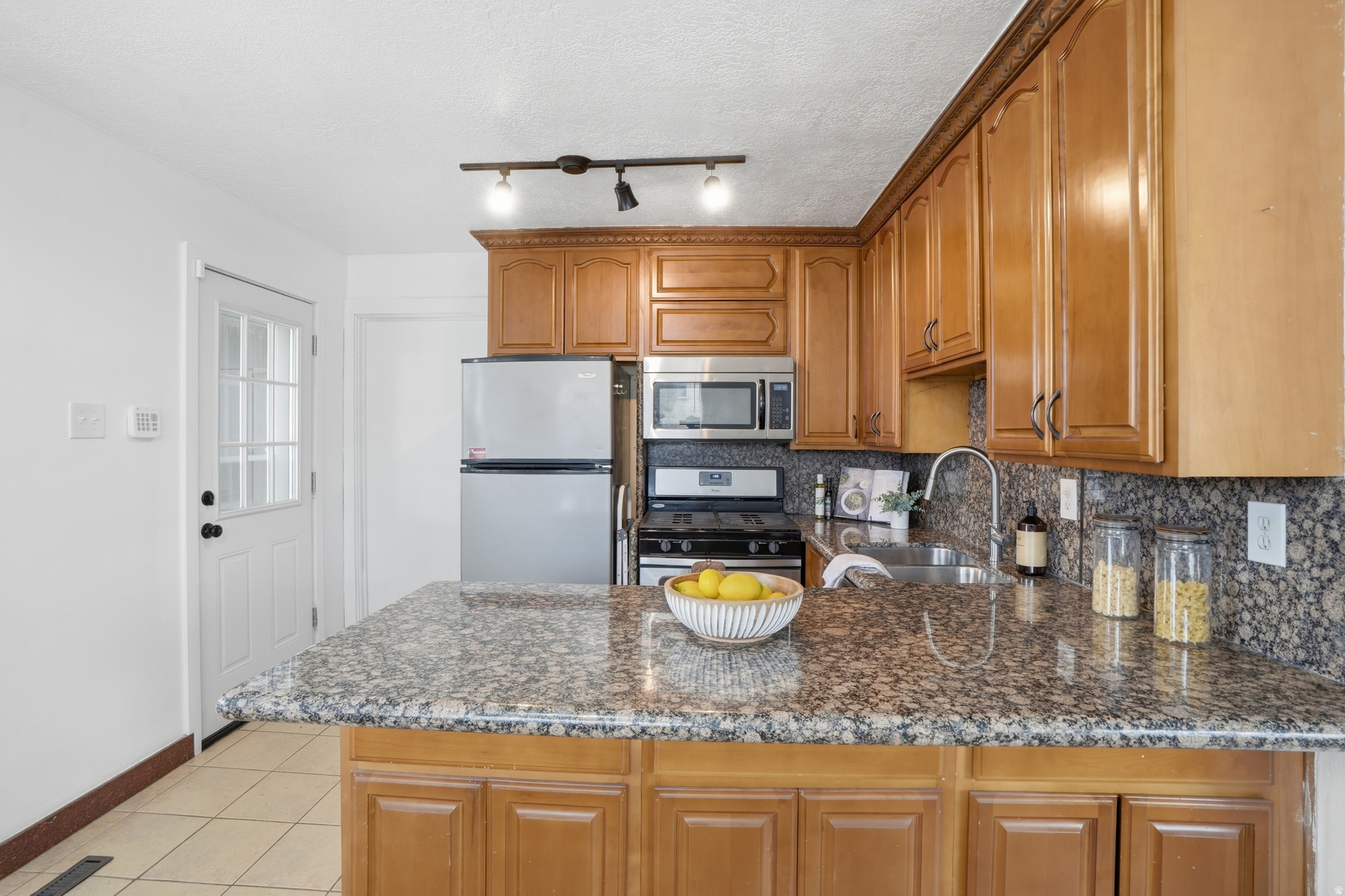 HOFFMAN HEIGHTS - Residential