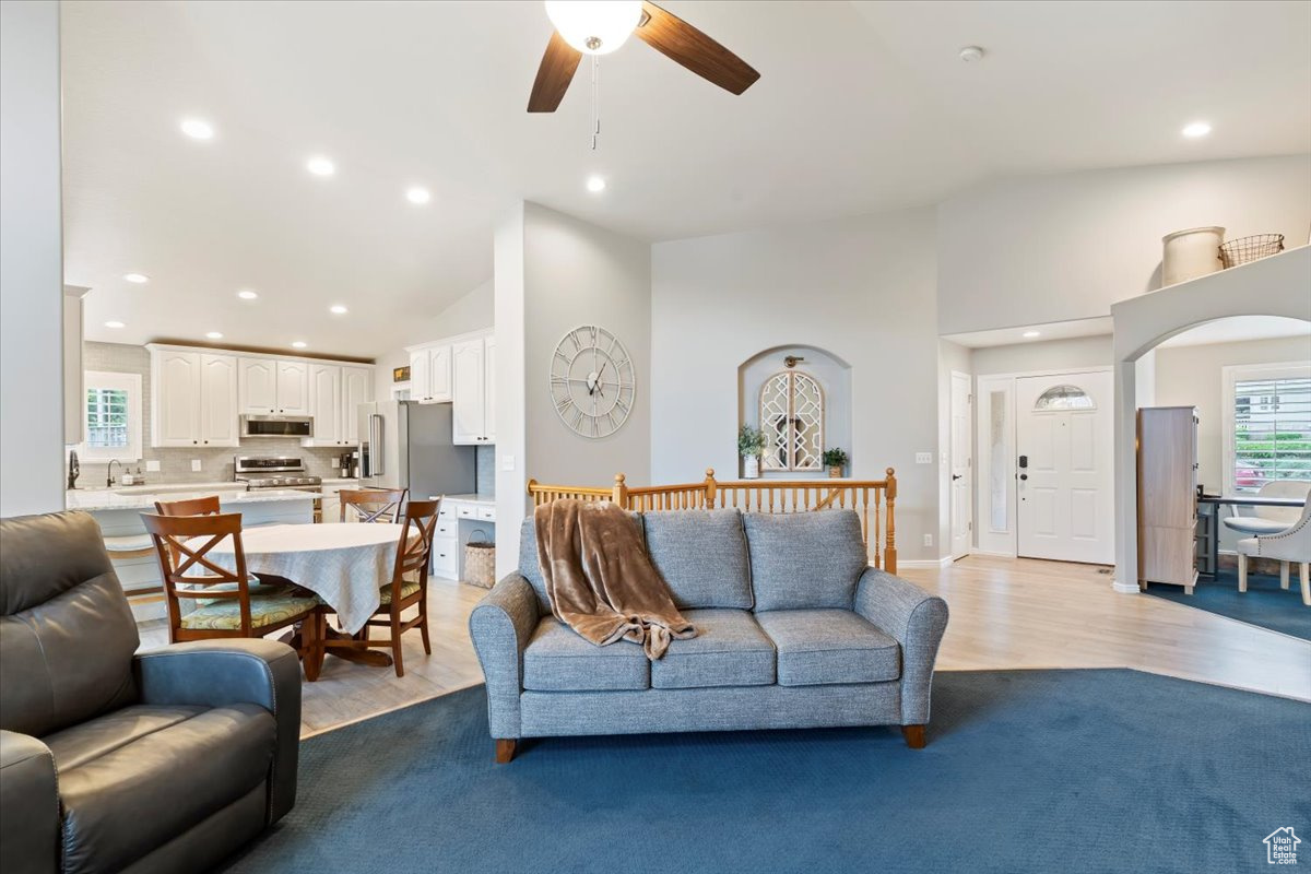 HILLHAVEN - Residential