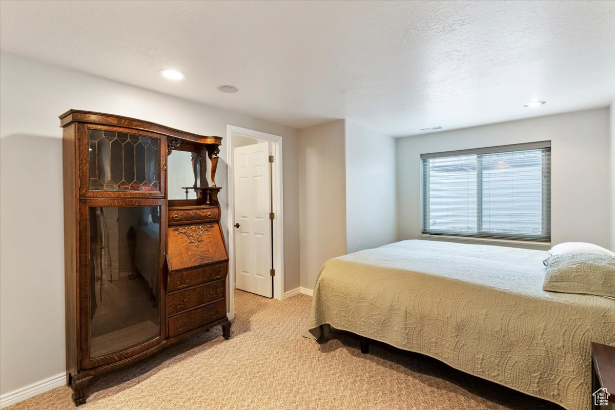 HILLHAVEN - Residential