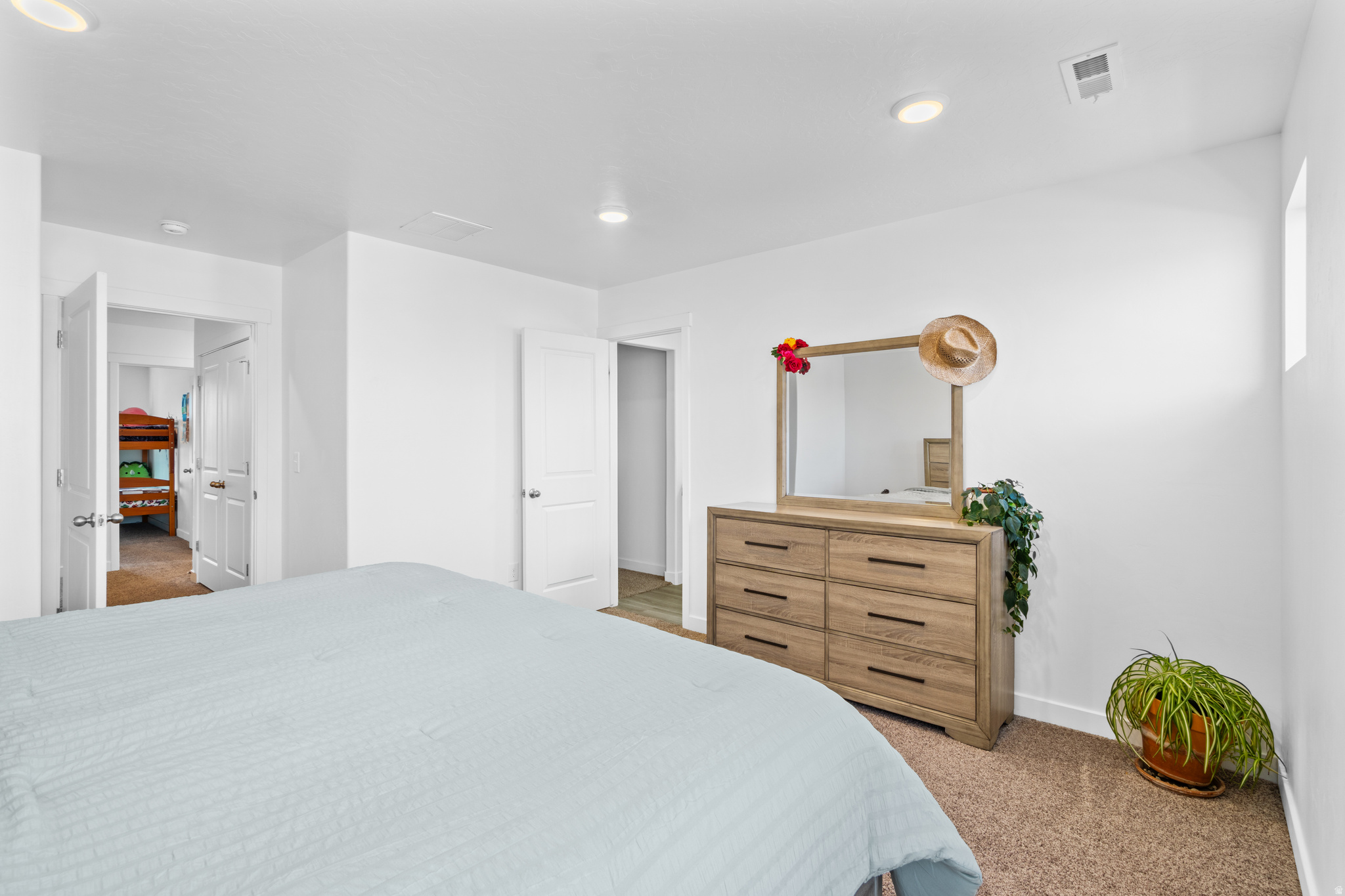 NORTHSHORE - Residential