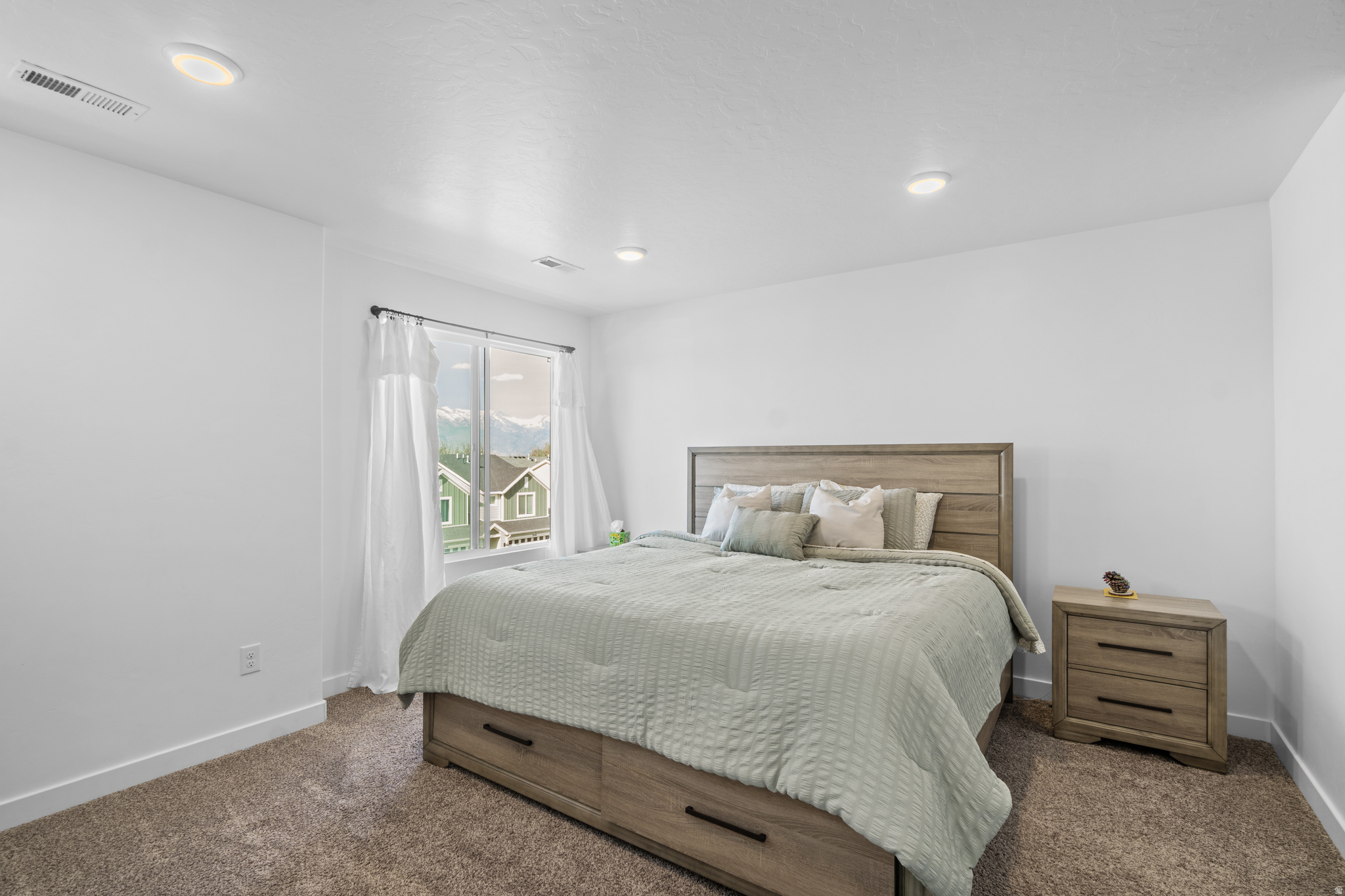 NORTHSHORE - Residential