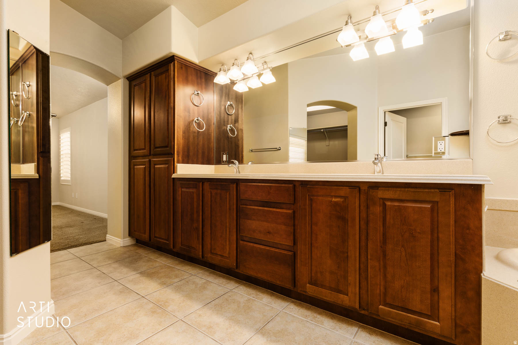 COVENTRY LANE TH 1 - Residential