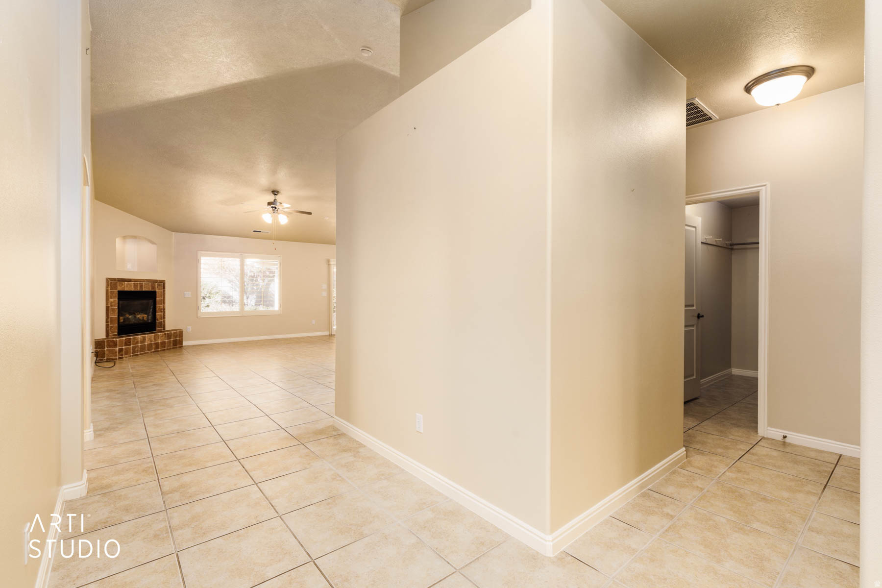 COVENTRY LANE TH 1 - Residential