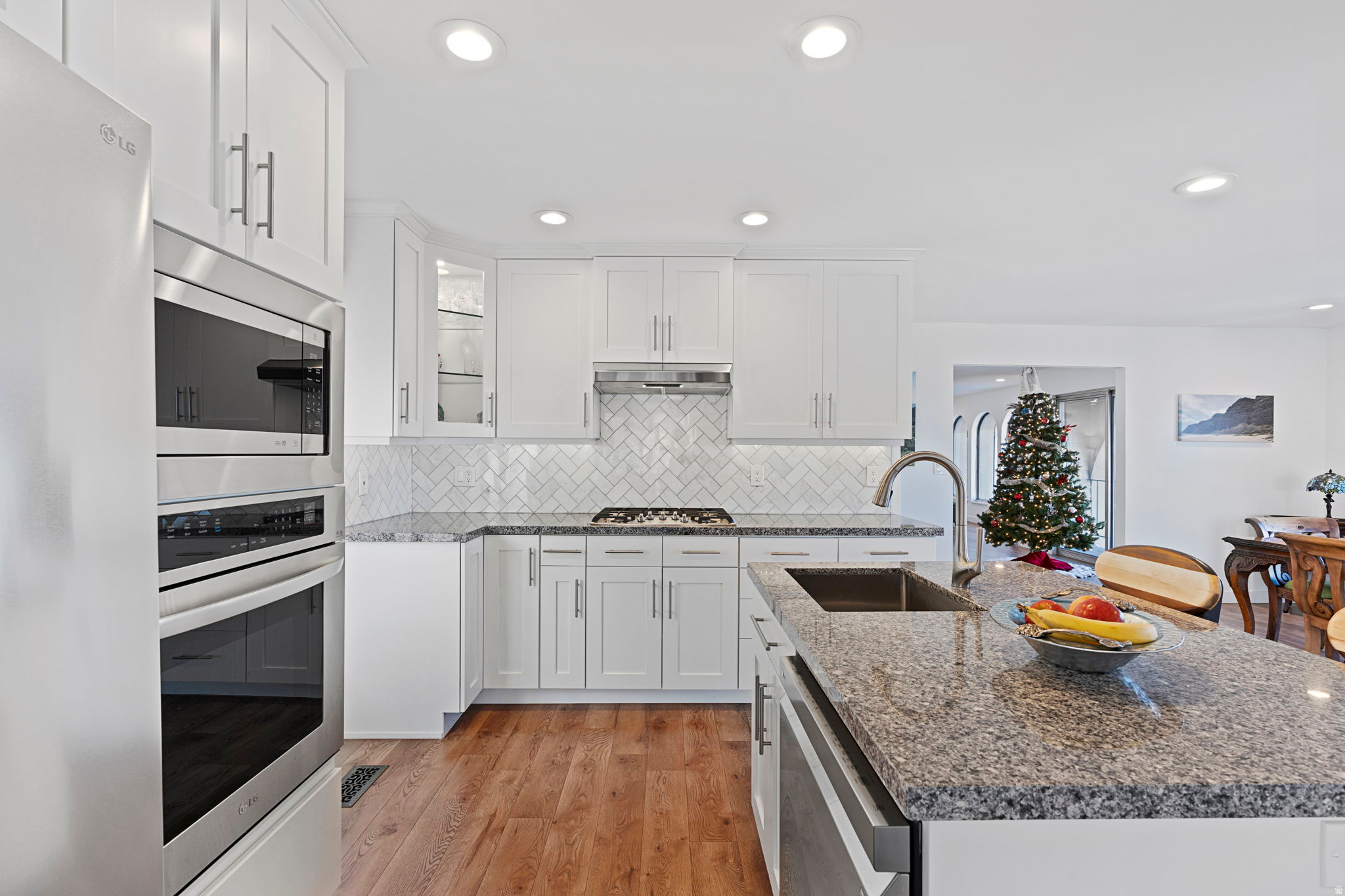 EASTWOOD HILLS - Residential