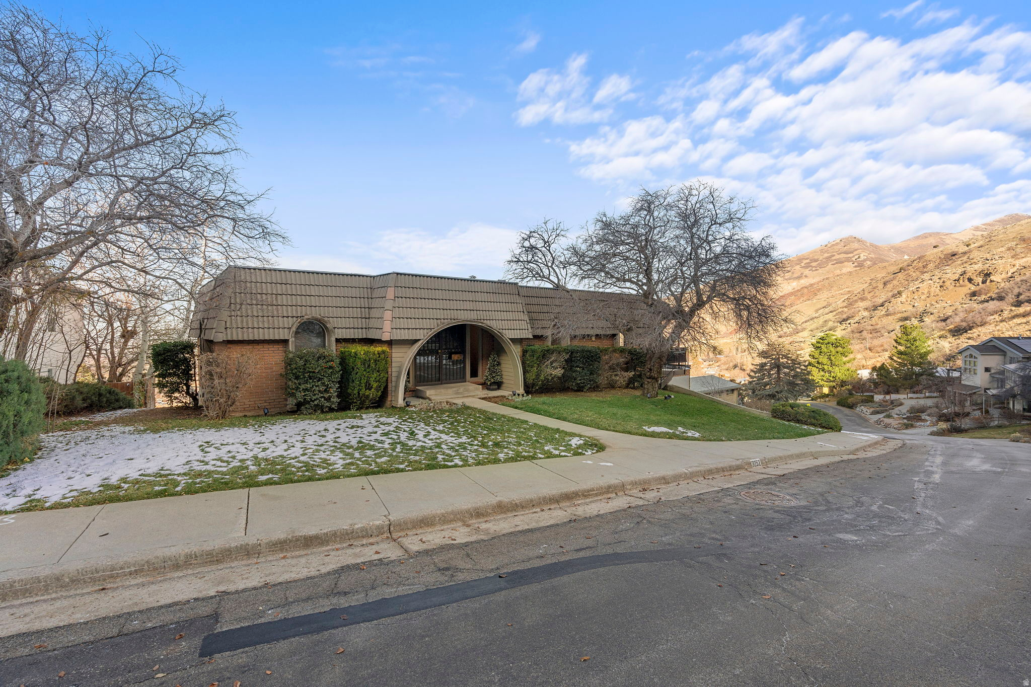 EASTWOOD HILLS - Residential