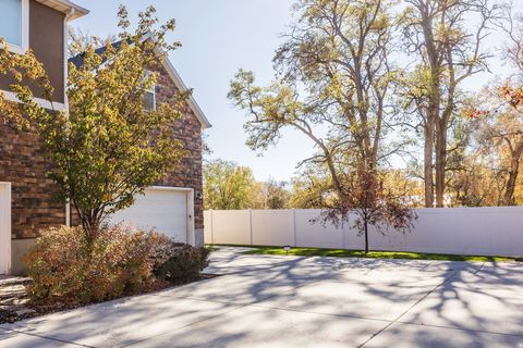 Tiny photo for 834 E 12085 S, Draper, UT 84020 (MLS # 2133324)