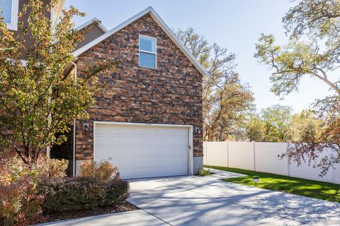 Tiny photo for 834 E 12085 S, Draper, UT 84020 (MLS # 2133324)