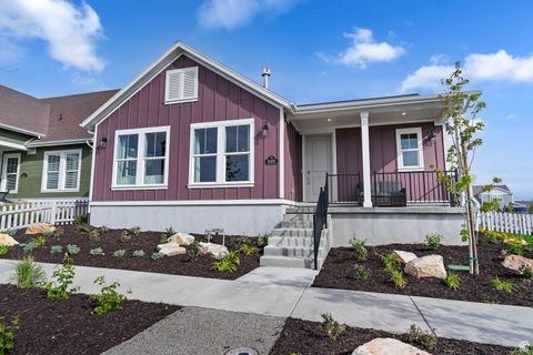 Photo of 6213 W STONE MT WAY #594, South Jordan, UT 84009 (MLS # 2115739)