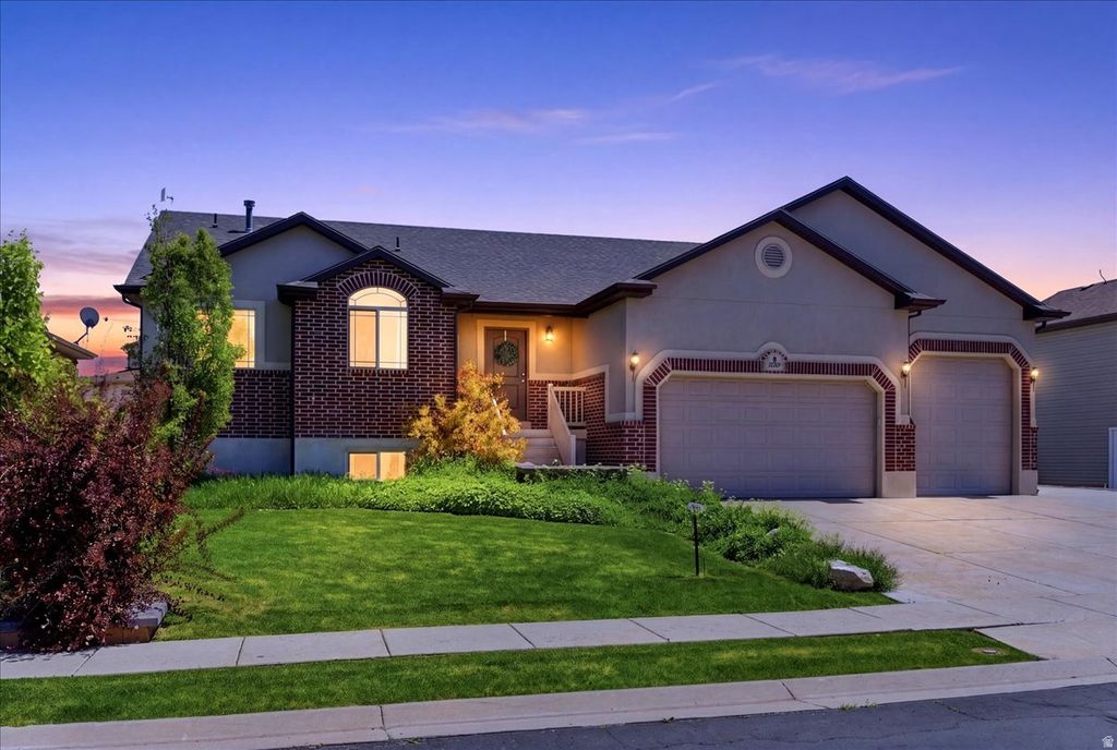 Photo of 4322 S 3450 W, Ogden, UT 84401 (MLS # 2157127)